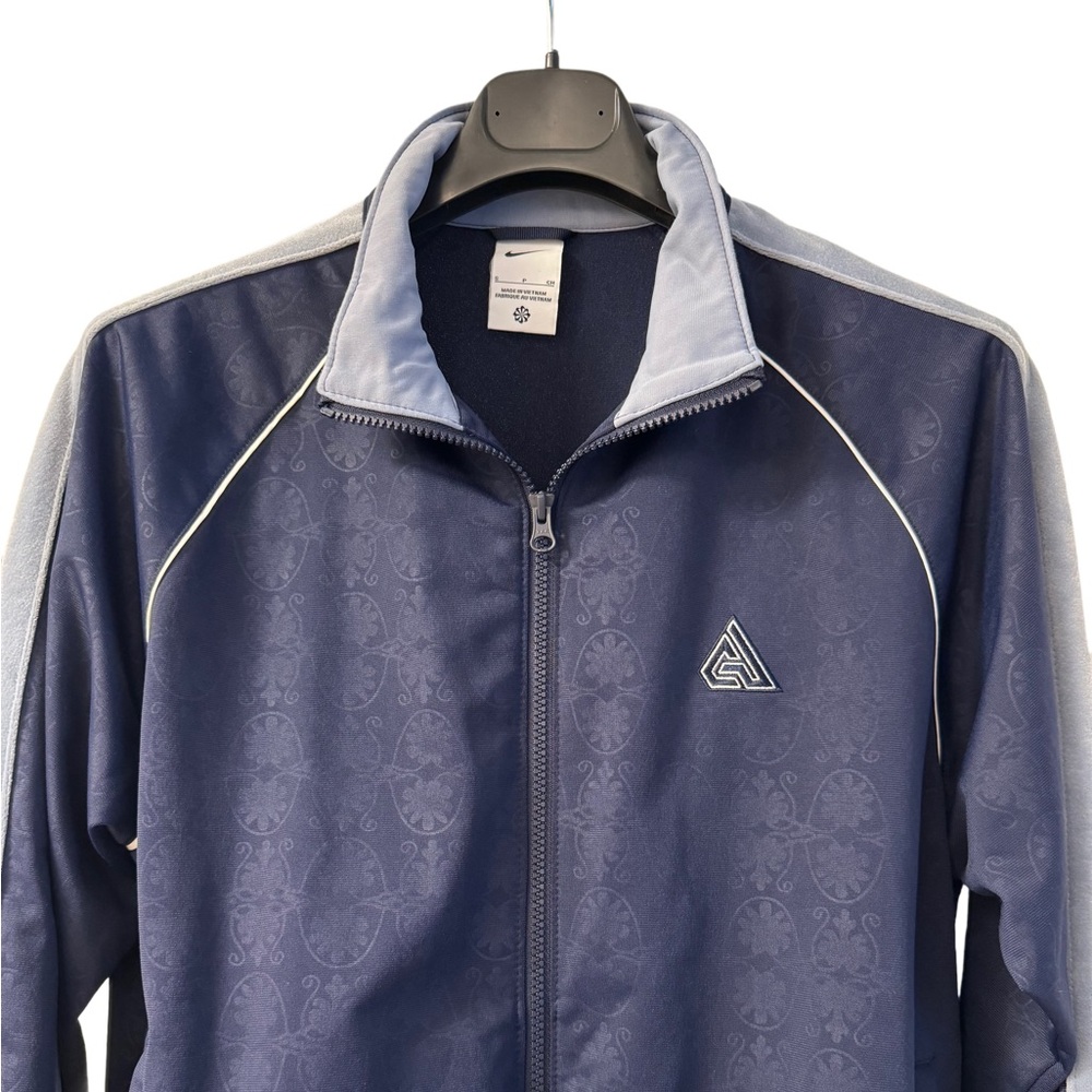 Nike Men's Giannis Full-Zip Lightweight Basketball Jacket-Blue
Size S